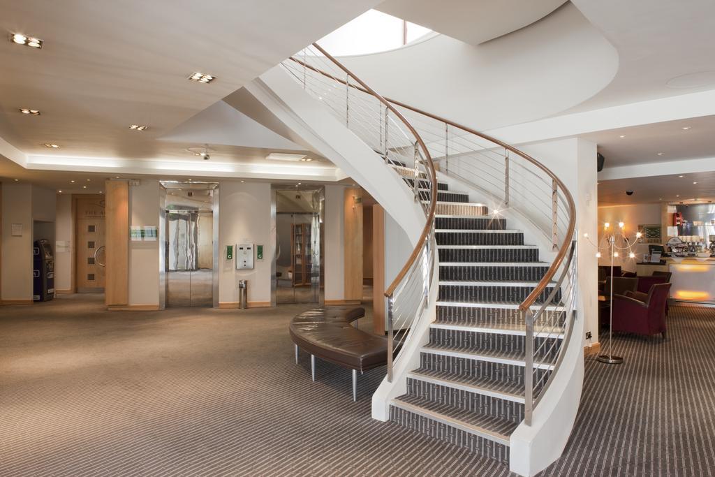 הית'רו Best Western London Heathrow Ariel Hotel מראה חיצוני תמונה