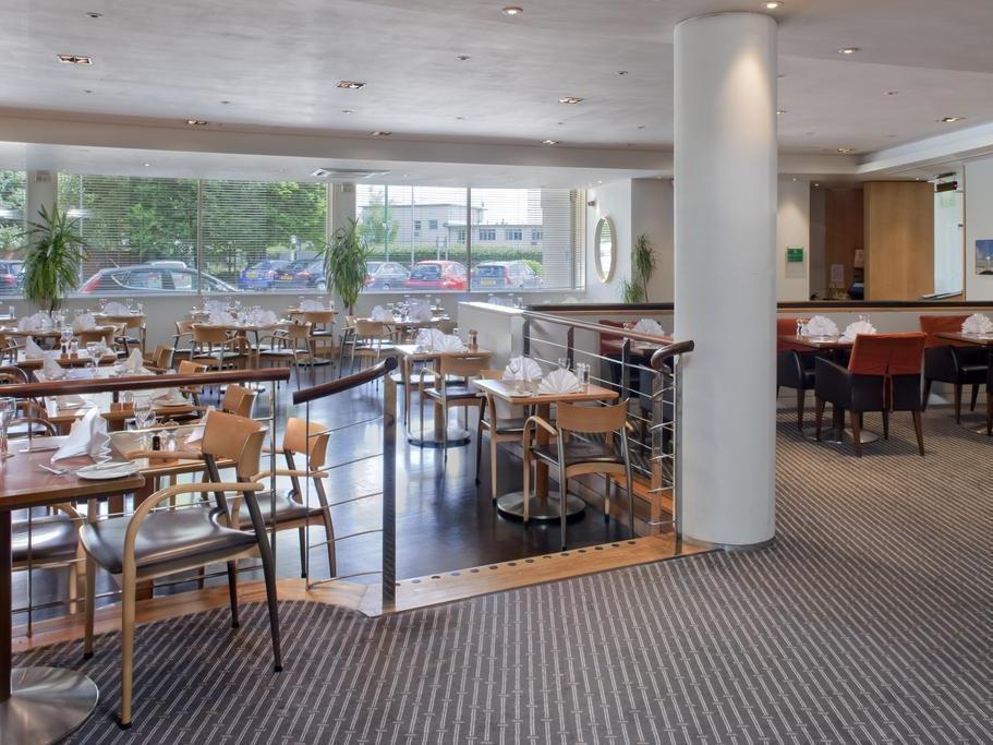 הית'רו Best Western London Heathrow Ariel Hotel מראה חיצוני תמונה