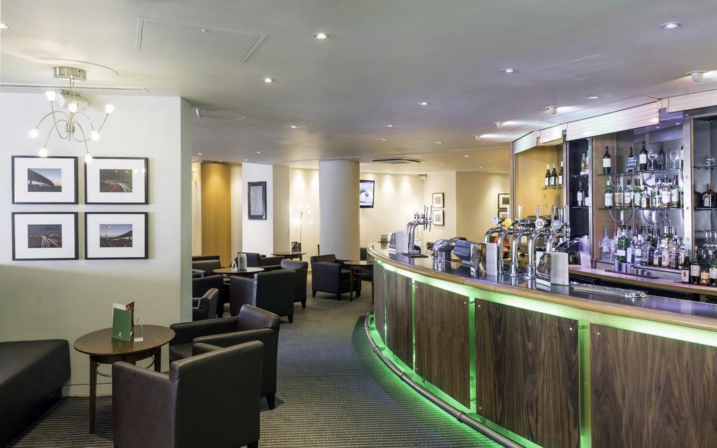 הית'רו Best Western London Heathrow Ariel Hotel מראה חיצוני תמונה