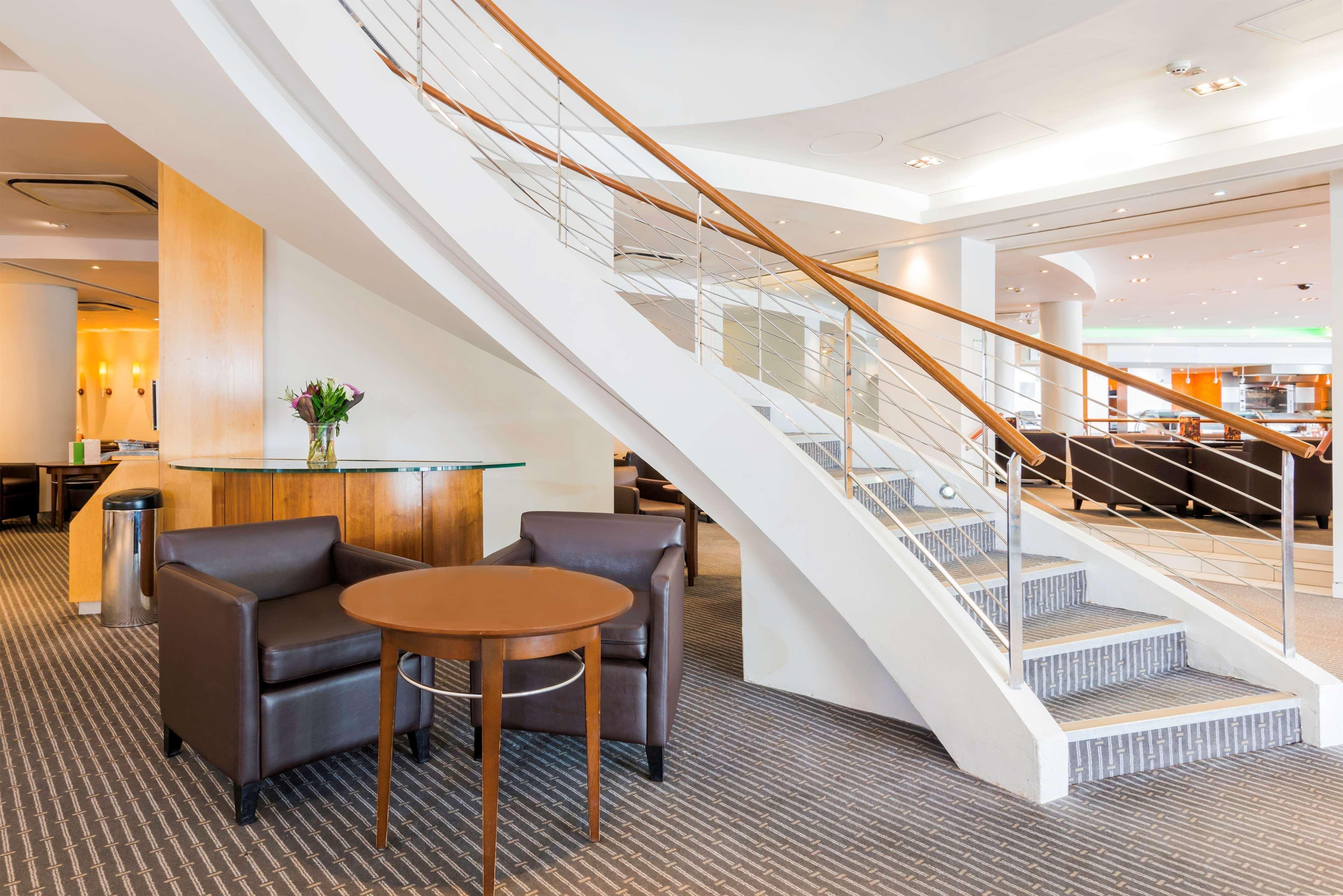 הית'רו Best Western London Heathrow Ariel Hotel מראה חיצוני תמונה