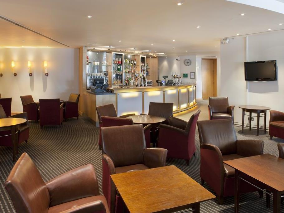 הית'רו Best Western London Heathrow Ariel Hotel מראה חיצוני תמונה