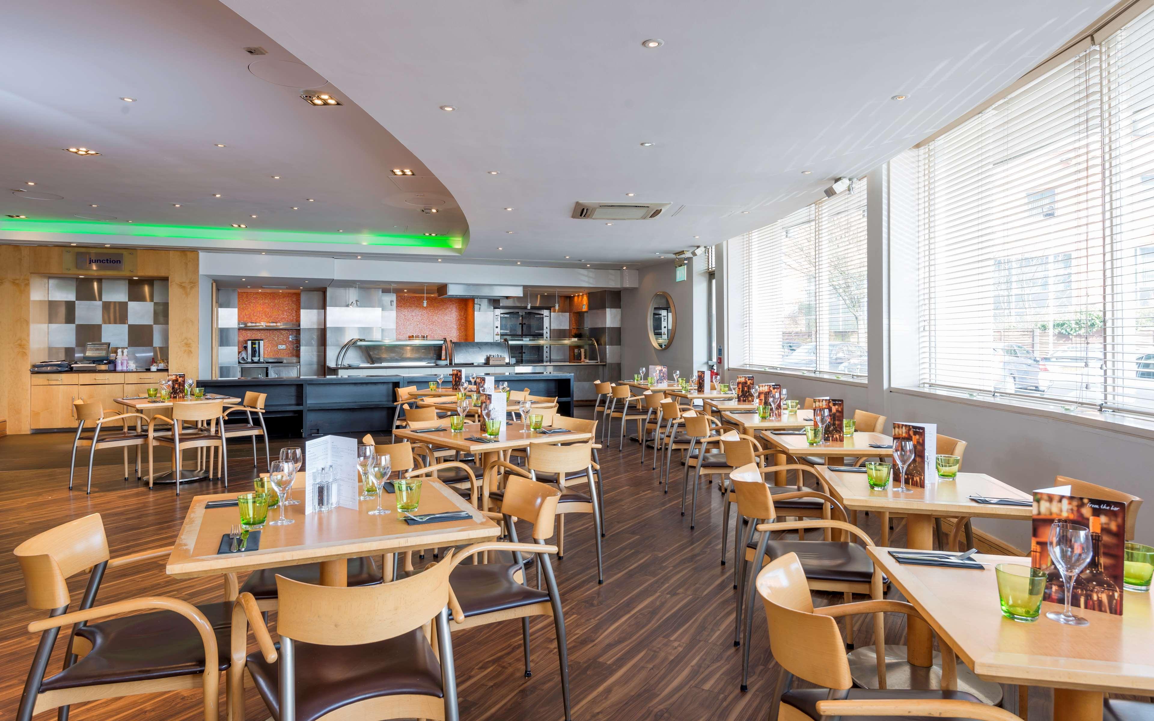 הית'רו Best Western London Heathrow Ariel Hotel מראה חיצוני תמונה